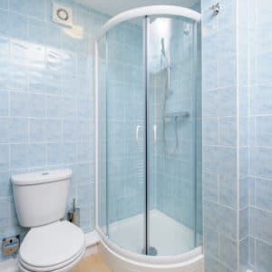 Ground Floor Shower Room, Room to rent in Northwood Road, Broadstairs