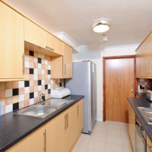 Kitchen, Room to rent in Willow Avenue, Broadstairs
