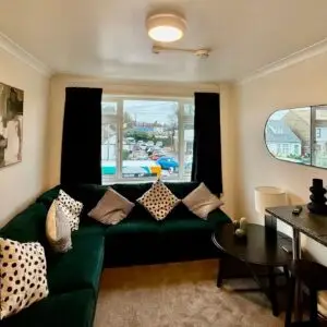 Livingroom 332a Margate Road